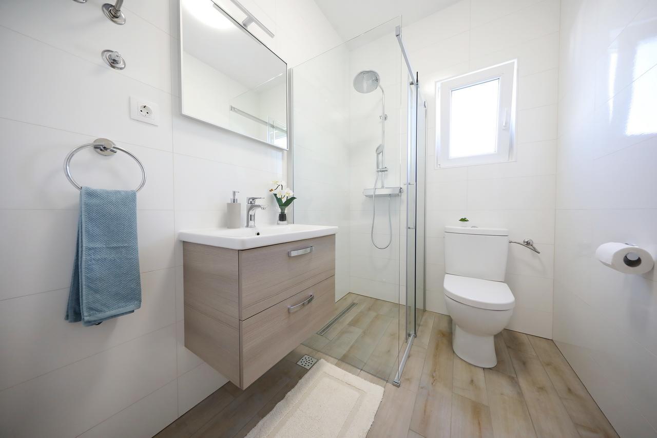 Apartments Kiara Bibinje Eksteriør billede
